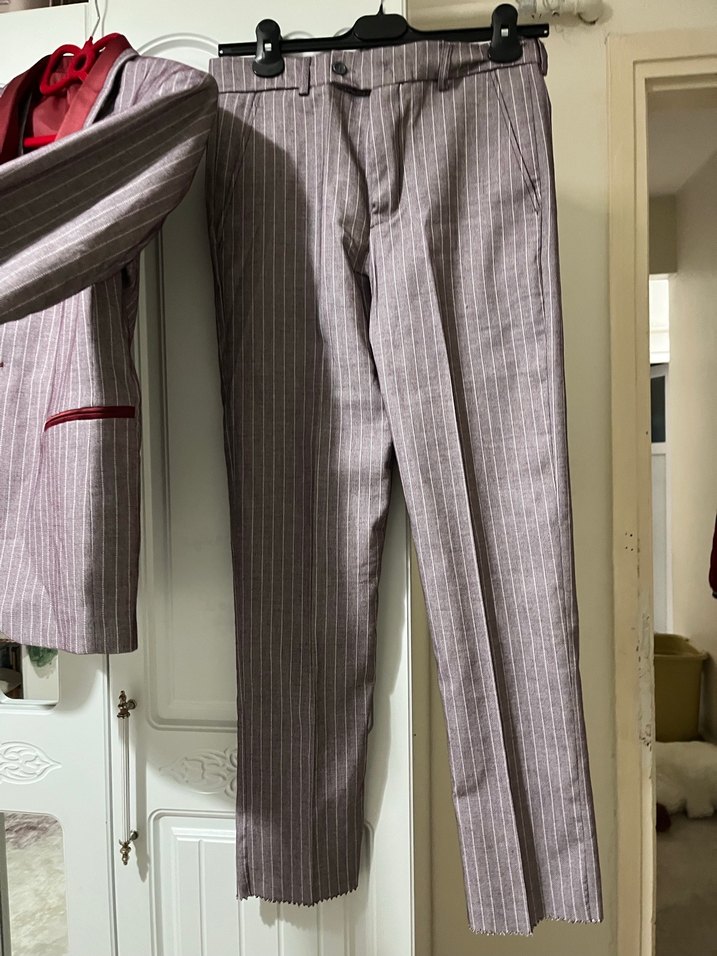 Bordo ve Gri Çizgili Erkek Takım Elbise - Görsel 5