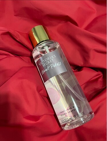 Victorias secret vücut spreyi ??