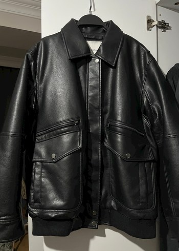 l Beden siyah Renk Bershka oversize deri ceket