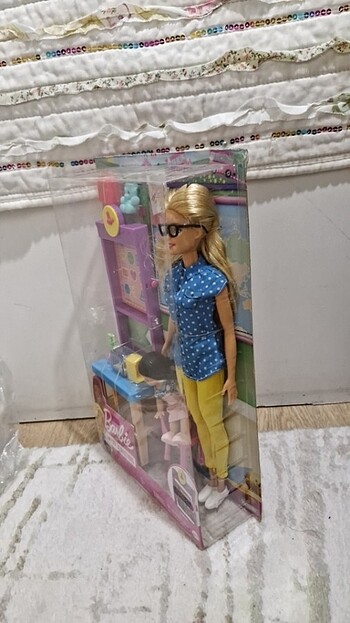  Beden Renk Barbie öğretmen bebek 