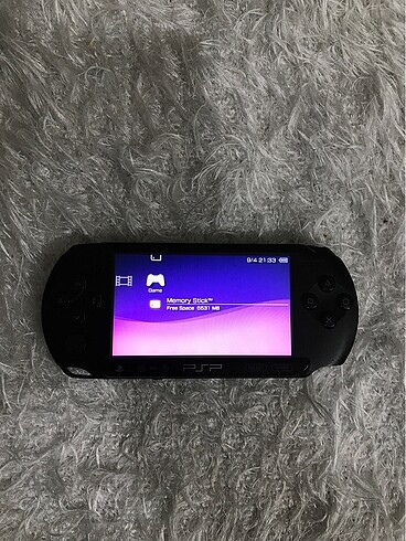 Psp street e-1004