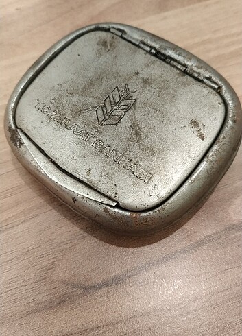  Beden 1970 li yıllar ziraat bankası tütün kutusu 