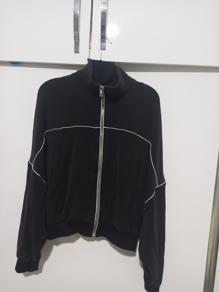 Siyah Fermuarlı Yüksek Yakalı Kadın Ceket - Görsel 4