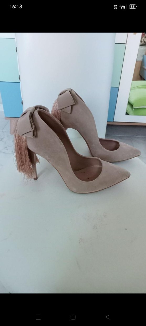 Bej Süet Püsküllü Stiletto Topuklu Kadın Ayakkabı - Görsel 2