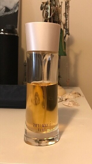 Armani Mania