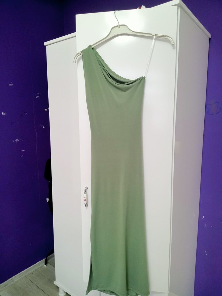 Tek Omuz Drapeli Yeşil Abiye Elbise - Görsel 4