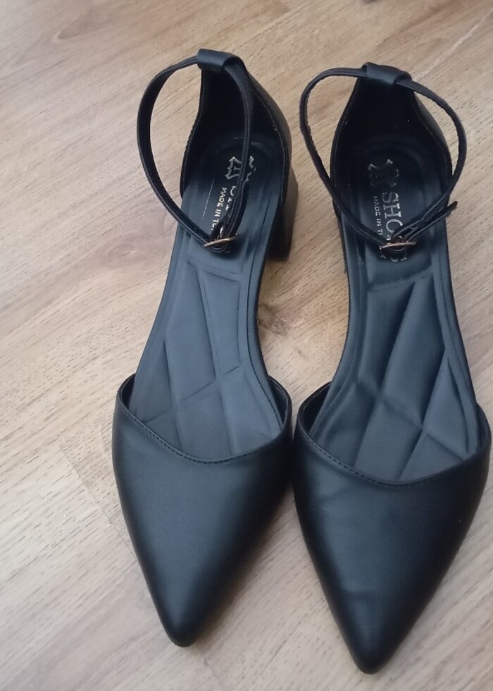 Kısa topuklu ayakkabı - Görsel 4