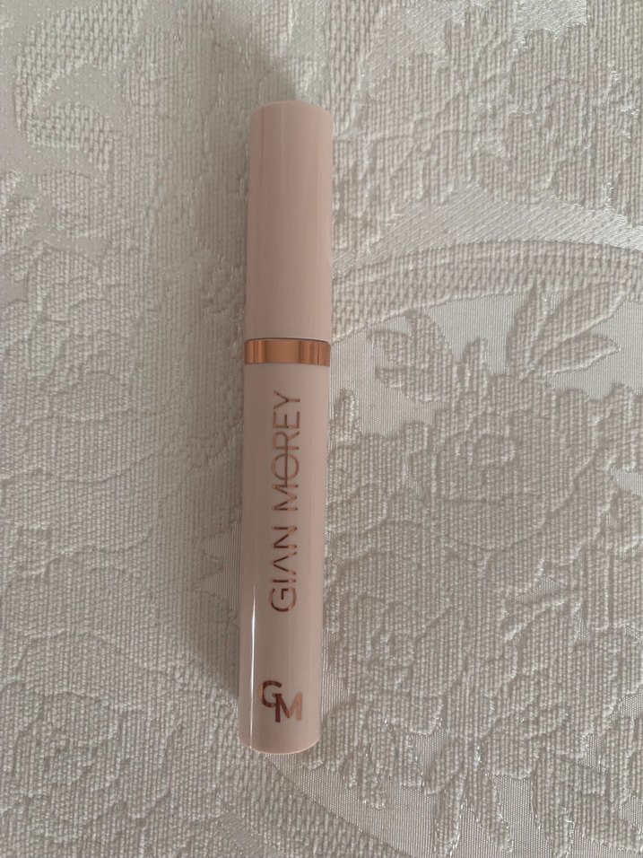 Gian Morey Lip Tattoo Dudak dövmesi - Görsel 2