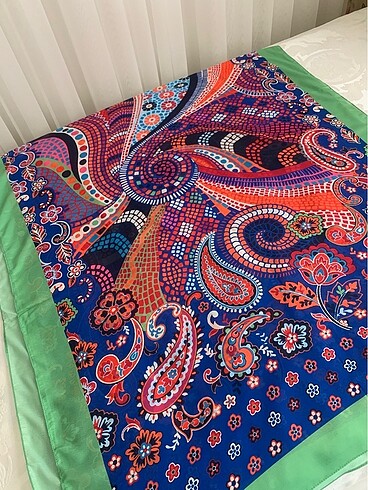 ED scarf şal