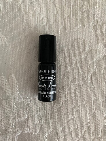 Lush lash kirpik yapıştırcı