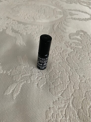  Beden Lush lash kirpik yapıştırcı