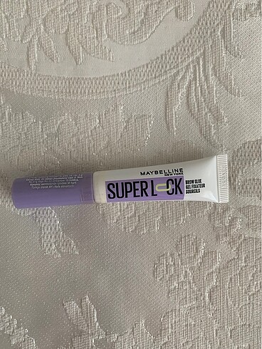Beden Renk Maybellıne superlock