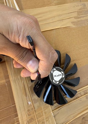 XFX 5700 XT / 5600 XT EKRAN KARTI FANI - Görsel 2