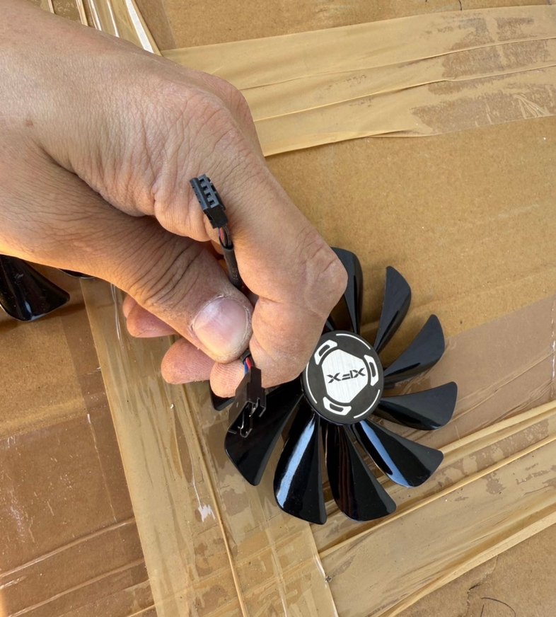 XFX 5700 XT / 5600 XT EKRAN KARTI FANI - Görsel 2