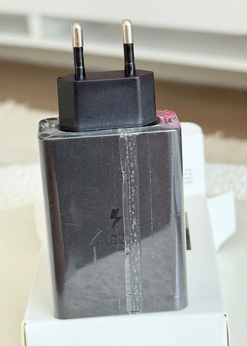 3 Portlu Siyah Telefon Şarj Cihazı, 65W Max hızlı şarj - Görsel 7