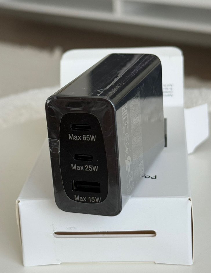 3 Portlu Siyah Telefon Şarj Cihazı, 65W Max hızlı şarj - Görsel 2