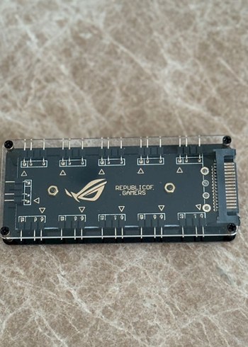 Pasty 5V 3-Pin RGB 10 Hub Splitter Sata Güç Adaptörü - Görsel 2