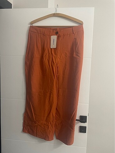 Etiketli Lc Waikiki Kadın Pantolon