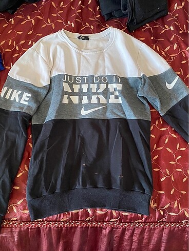 Nike sweat