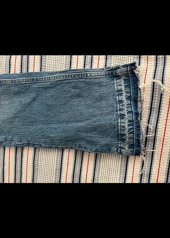 32 Beden Paça detay jean