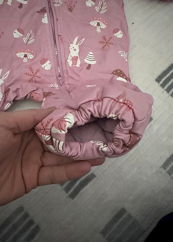 Pembe Desenli Bebek Kar Tulumu Kapüşonlu - Görsel 5