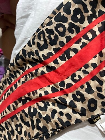 Koton Koton krep şal leoparlı