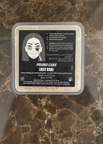 Huda Beauty Hudabeauty Easy Bake Pudra