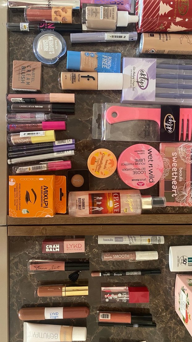 Hudabeauty Koyu Kahverengi Pudra - Görsel 2