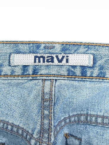 27 Beden çeşitli Renk Mavi Jeans Jean / Kot Şort %70 İndirimli.
