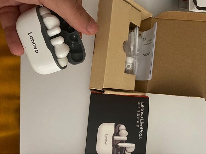 Lenovo earbuds