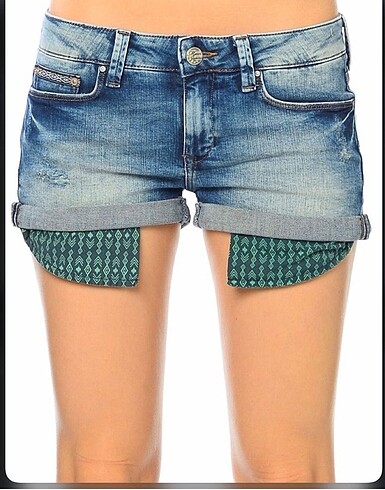 Mavi Jeans Tiara Cep Detaylı Şort