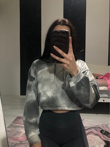 Crop sweat