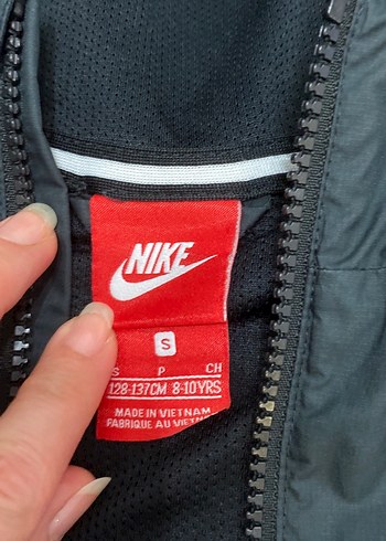 s Beden Nike Siyah Fermuarlı Erkek çocuk yağmurluk
