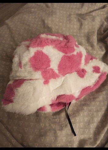 Pembe inek desenli bucket hat