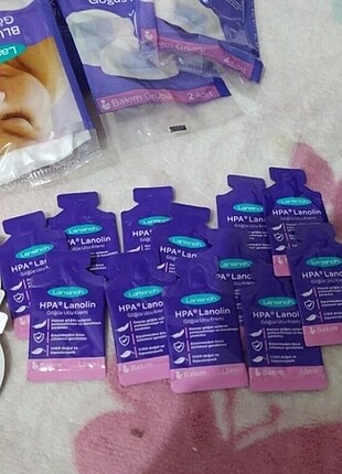 8 adet lansinoh göğüs ucu kremi 4 adet göğüs pedi