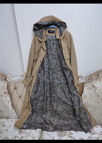 Leopar desenli kemerli uzun bej trençkot - Görsel 2