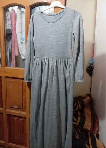 Gri Kadın Midi Yün Elbise ve mavi hırka - Görsel 4