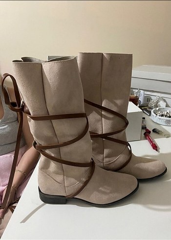 Bej Süet Tokalı hakiki dana Kadın Bot - Görsel 3