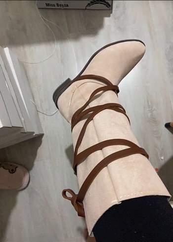 Bej Süet Tokalı hakiki dana Kadın Bot - Görsel 2