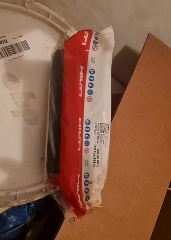 Diğer Hilti Epoksi,Adet Fiyatı 900 tldir
