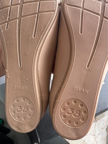 Zara Camel babet