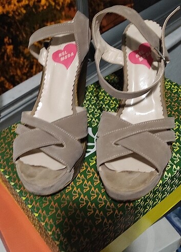 Diğer Dolgu topuk yazlık sandalet