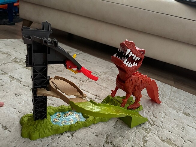 Hot wheels trex dinozor