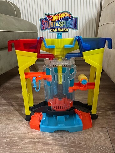  Hot wheels araba yıkama parkuru