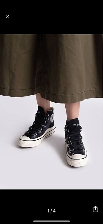 Siyah converse