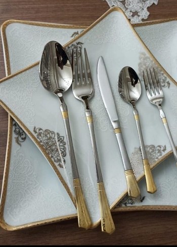 6 li fiyat .yemek çatalı ,yemek kaşığı ve tatlı çatalı mevcut