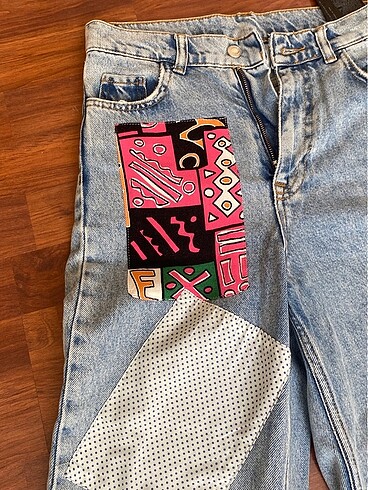 Zara Zara Kumaş Yamalı Straight Jean