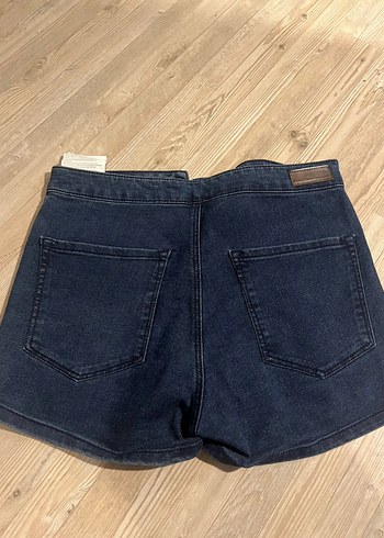 Pull&Bear Kadın Lacivert Mini Denim Şort - Görsel 2