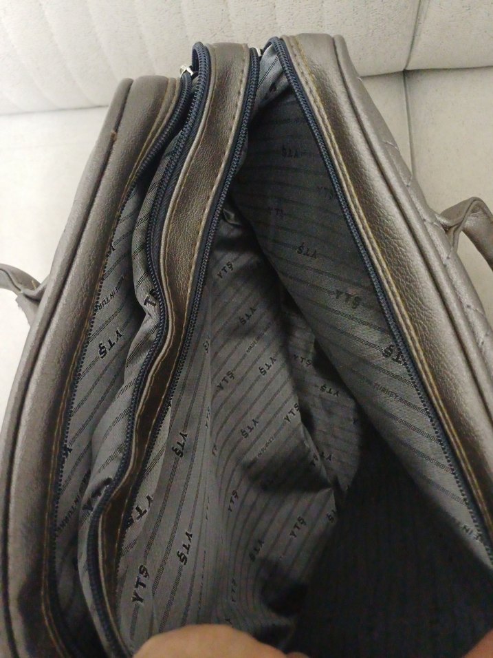 Gri Deri Kadın Çanta Fermuarlı - Görsel 3