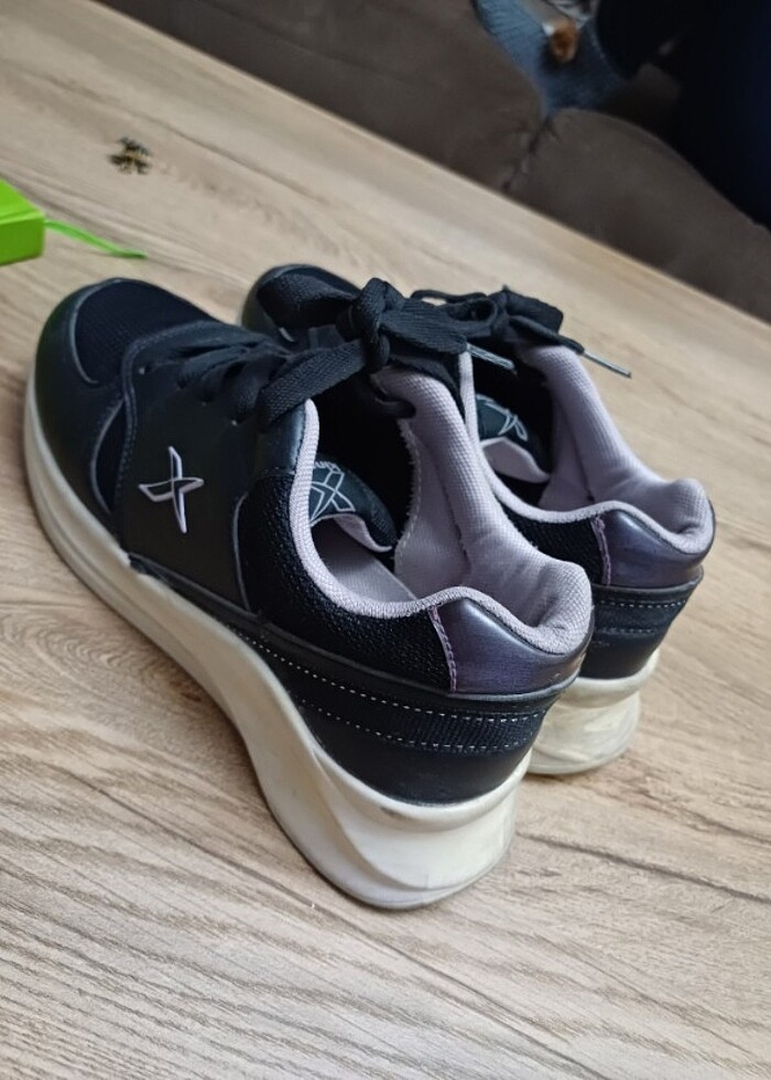 Spor ayakkabı - Görsel 2